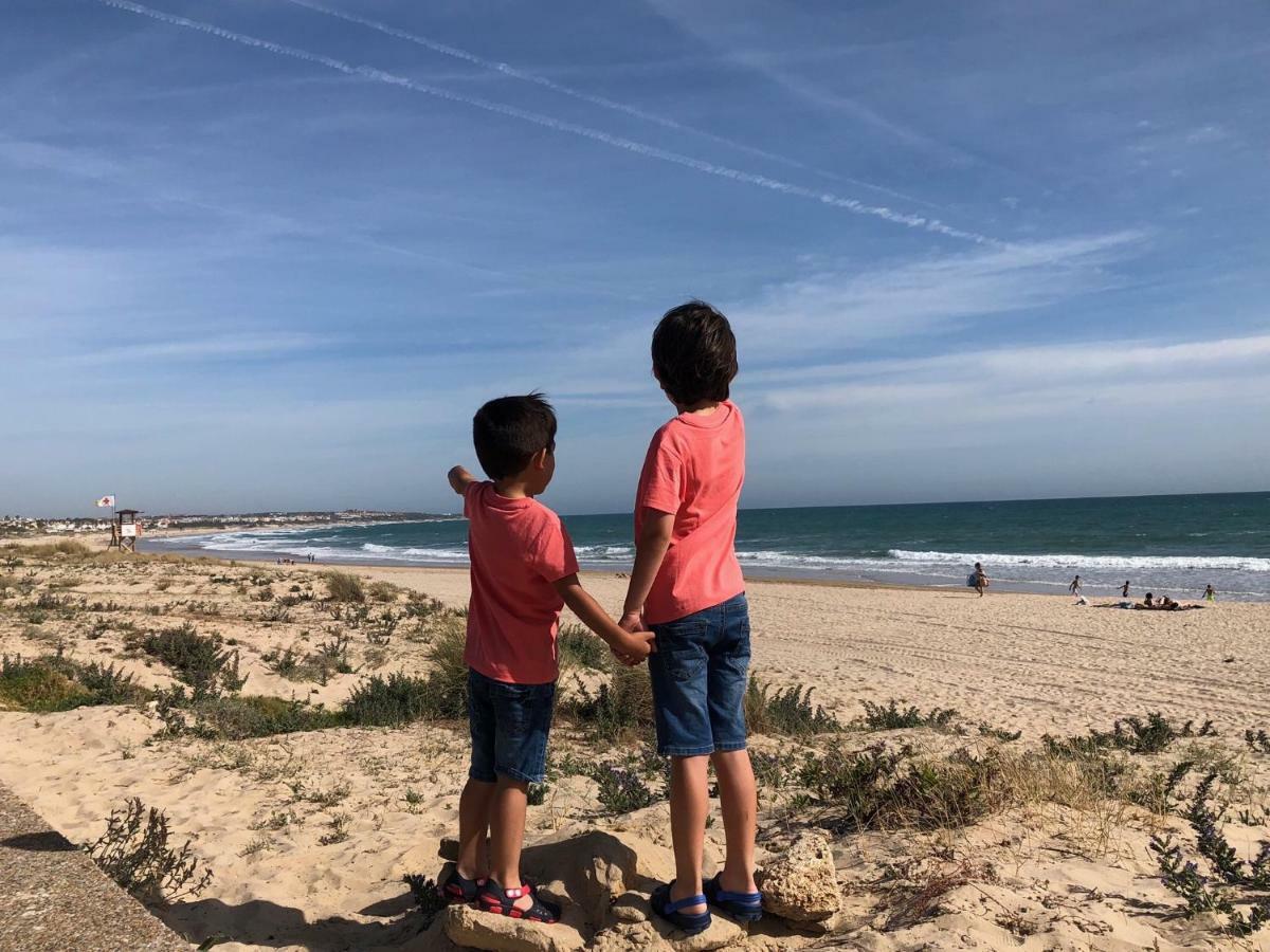 LA PALAPA, Chalet con piscina privada y muy cerca del mar Villa Chiclana de la Frontera Exterior foto